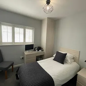 Grosvenor 4* Christchurch (Dorset)